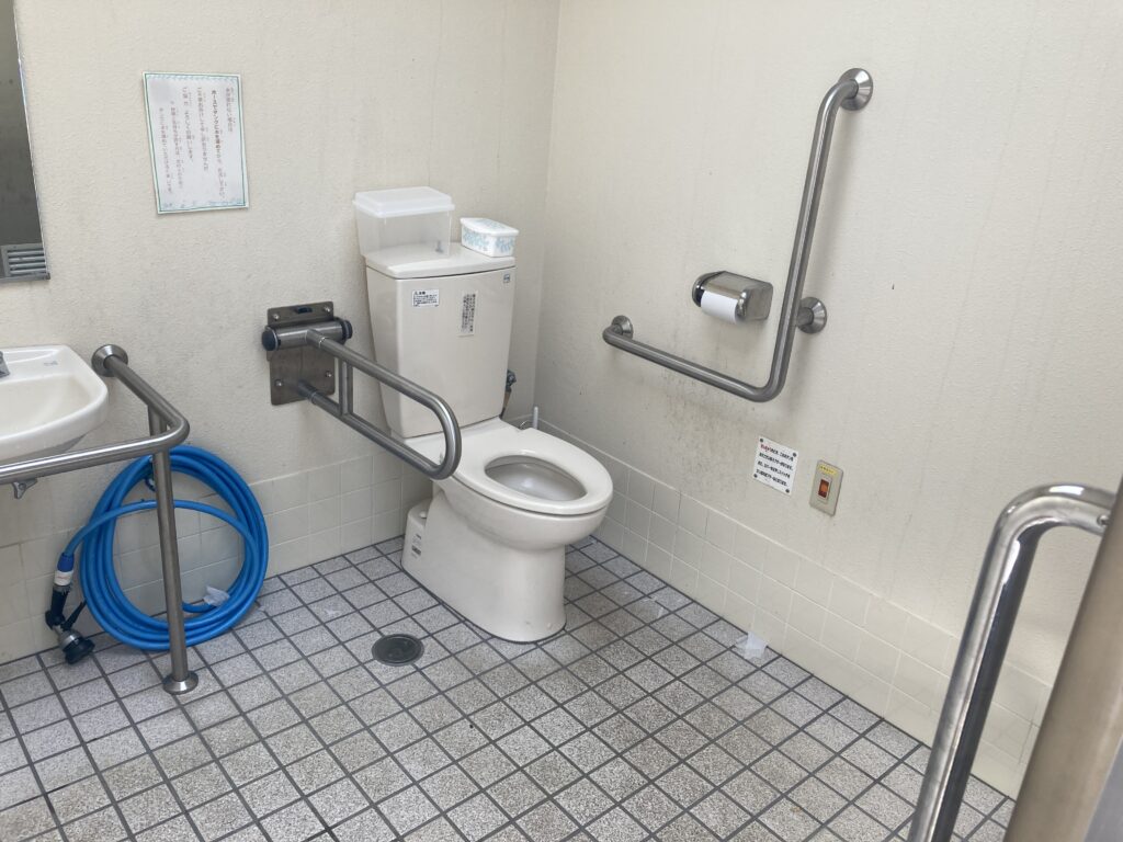 青山ハーモニーフォレスト　多目的トイレ